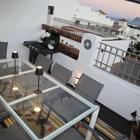 Marina16 Alcaidesa Playa Holiday home *